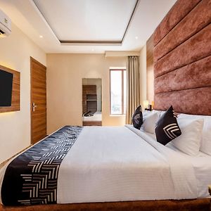 Premium Queen Room
